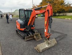 2017 KUBOTA KX027-4 2.7T MINI EXCAVATOR