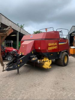 2003 NEW HOLLAND BB940 BALER - HIGH-CAPACITY PERFORMANCE WITH 117,402 BALES