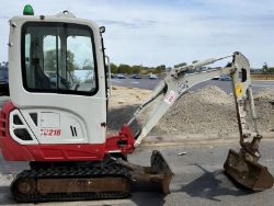 2016 TAKEUCHI TB216 1.6 TONNE EXCAVATOR