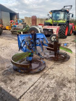 BALE SPREADER