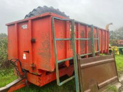 TRIFFIT 10-TON TRAILER