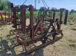 FOLDING CULTIVATOR