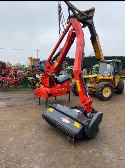 KUHN EP5757 HEDGE CUTTER (2014)