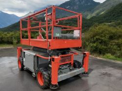 SKYJACK SJ6832 RT ROUGH TERRAIN SCISSOR LIFT - 2016 - 12M WORKING HEIGHT