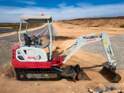 2021 TAKEUCHI TB216 1.7 TONNE EXCAVATOR DIGGER