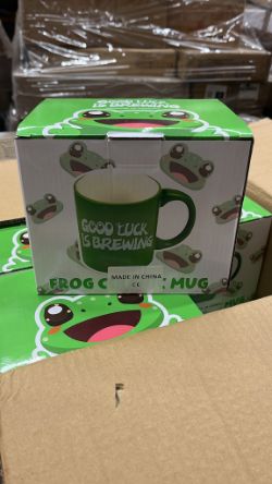 PALLET CONTAINING 100 X BRAND NEW FROG MUGS