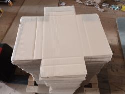 170 X FLAT PACKED CARDBOARD BOXES SIZE 46X32X7 CM