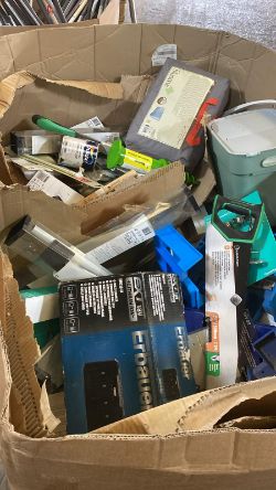 PALLETS OF WAREHOUSE STOCK TO CLEAR! SITE CLEARANCE! NEW STOCK- DELIVERY AVAILABLE- Ends -Tue 5th Nov 7pm