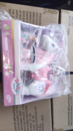 MIXED PALLET NEW STOCK 295 ITEMS -BABY BORN UNICORN & LOOM BANDS