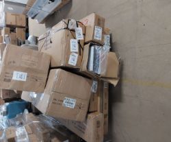 LOT OF 10 X DUSK SPARES AND REPAIR RETURNS (REF DUS-APM-A-8725) TOTAL RRP Â£3802