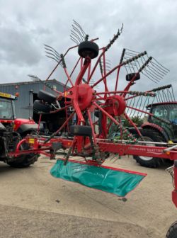2018 KVERNELAND 9472C TWIN ROTOR RAKE