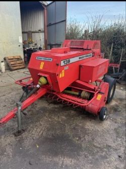 1998 MASSEY FERGUSON 139SB INLINE BALER