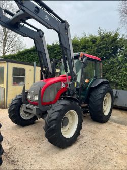 VALTRA A93 TRACTOR WITH LOADER – 2017