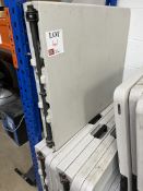 6 folding plastic tables