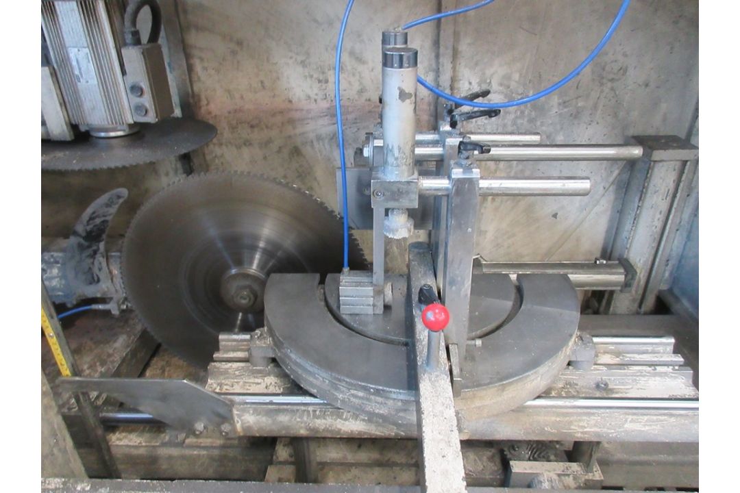 Shinde Kingtool Aluminium Door &Window Machining Alumaster Notch saw (2007) - Image 8 of 11