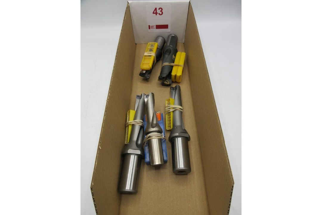 Qty U Drills and tips - Image 1 of 2