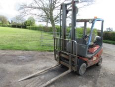 Lansing H16T LPG ride-on dual mast forklift truck (1994)