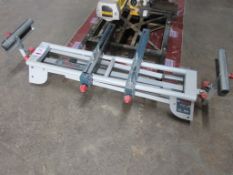 Bosch GTA 2600 Professional compound mitre saw table