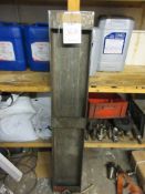 Single forklift extension jib arm