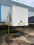 25ft swap-body GRP curtainside box unit
