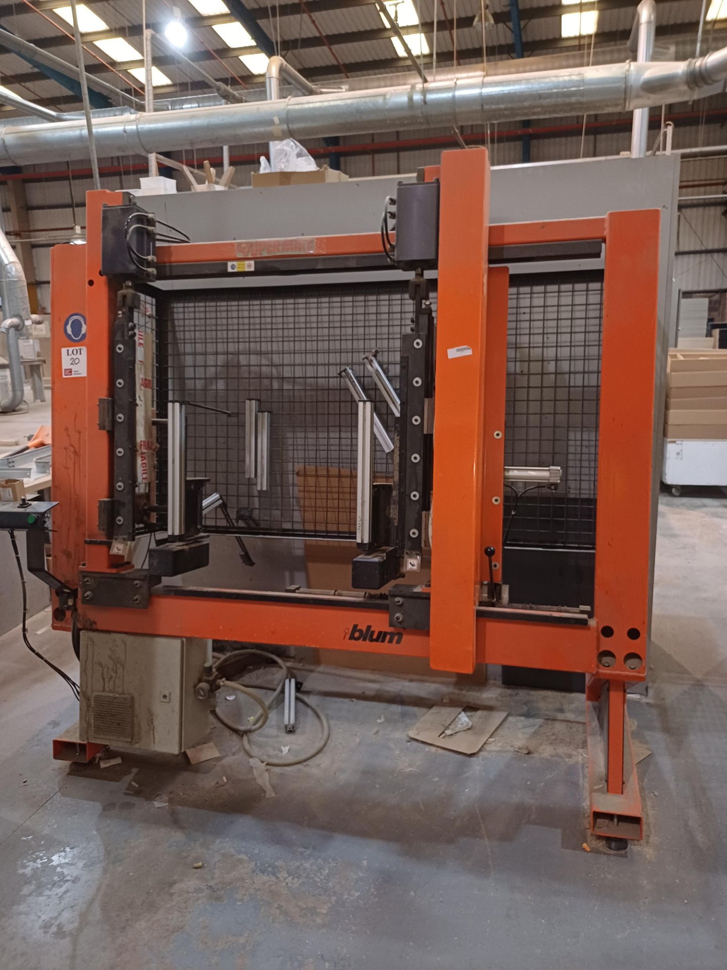 Blum BoxPress ZMM 6300 3SBP Box press (2004)