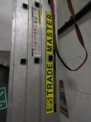 Trademaster aluminium triple extension ladder