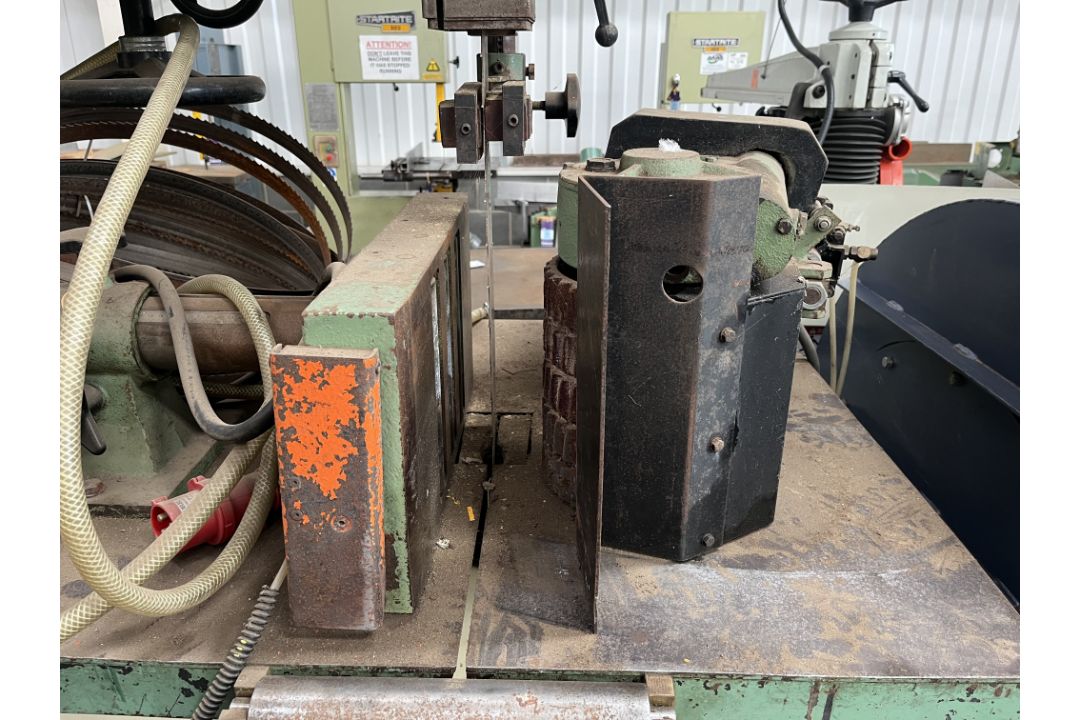 Centauro R800 Resaw with Spare Blade - 3phase - Image 2 of 5