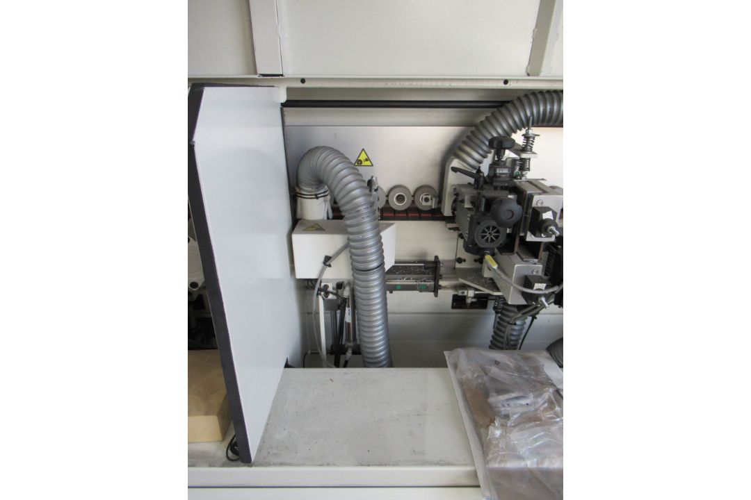 Automatic Single Sided Chain-Feed Edgebander - 3ph - Image 8 of 9