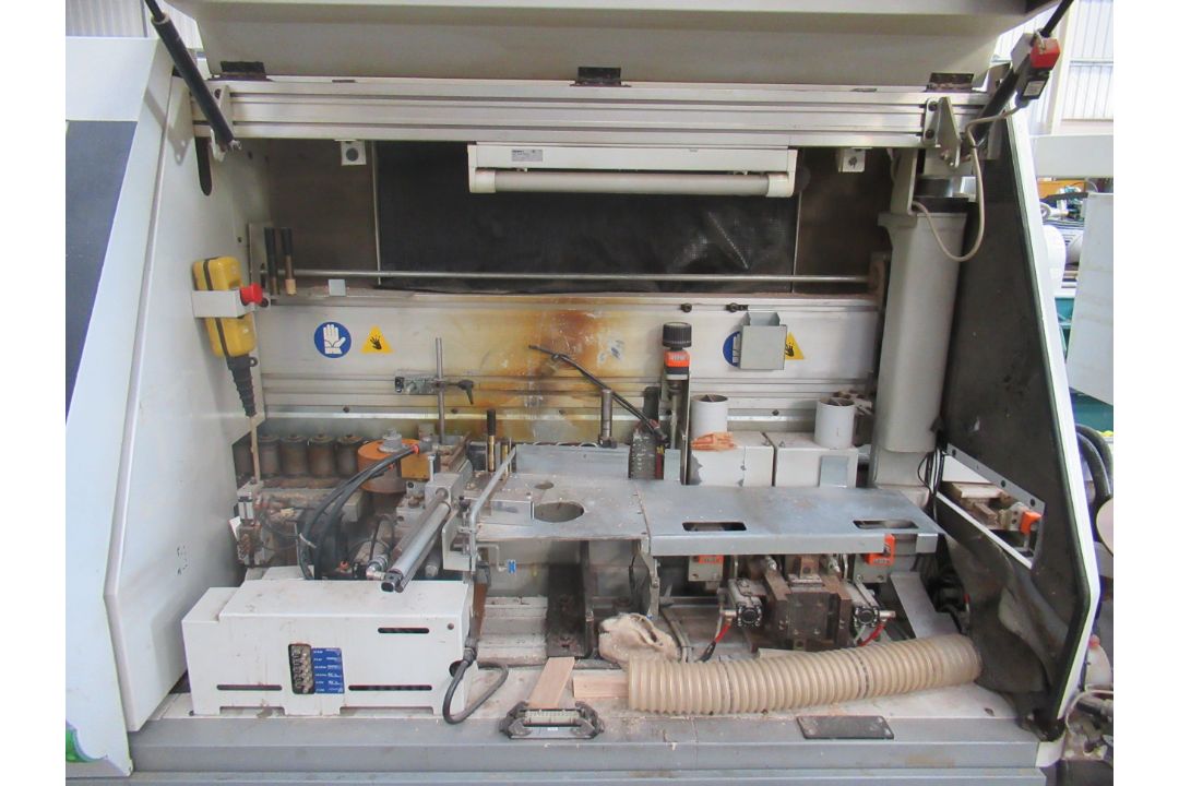 A Biesse Akron 840 Edgebander with Nordson Unit - 3ph - Image 12 of 16