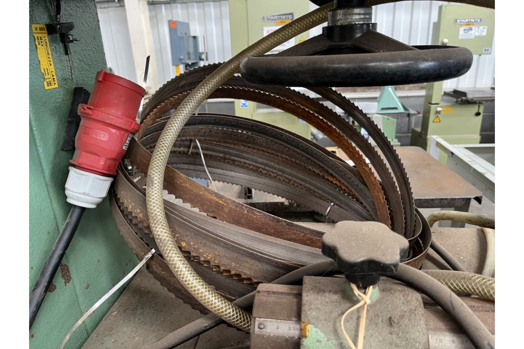 Centauro R800 Resaw with Spare Blade - 3phase - Image 3 of 5