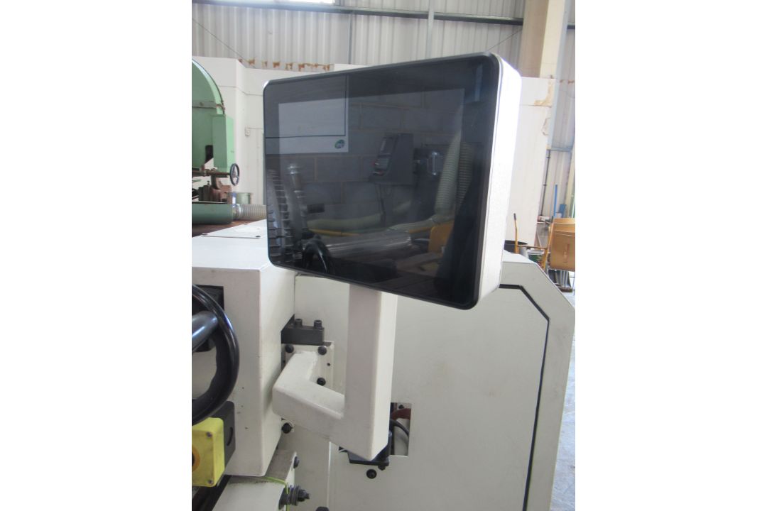 Automatic Single Sided Chain-Feed Edgebander - 3ph - Image 5 of 9