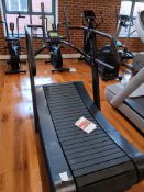 Inspace W15-A Curved Self Powered Treadmill - 5