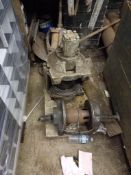 Pull master PL5 winch and unbranded winch