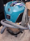 Makita MLT100 Wet/Dry Vacuum Cleaner with 5 Bags, 240v