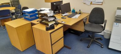 2x Straight edge cantilever office desk with inbuilt drawers and 2x mobile pedestals