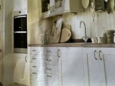 5700+ items cream shaker kitchen doors, drawer fronts, curved and glass doors inc trims /