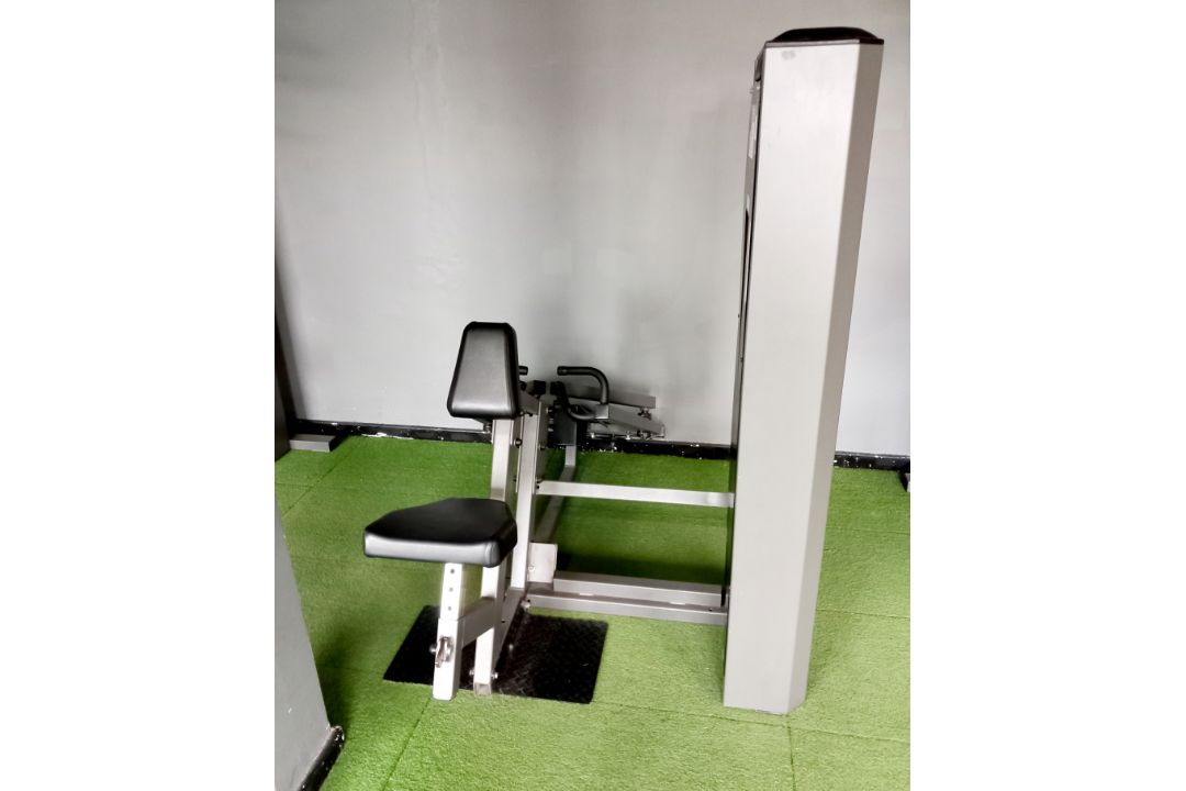 Stair Master Physique Seated Row Machine. DISMANTLED - PLEASE SEE PHOTOS. Please note there is a £30 - Image 2 of 5