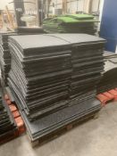 Approx. 350 x Gym Gear - 20mm Black with Grey Fleck, Pr