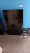 Toshiba 43UL5A63DB 43in LCD TV (with remote control and bracket)