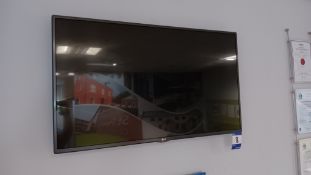 LG 42 Inch Wall Mount TV (without remote control)