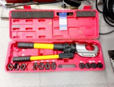 Manual hydraulic crimper with various die’s