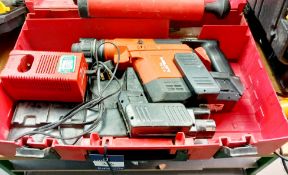 Hilti TE5A hammer drill with 2 x batteries & charger