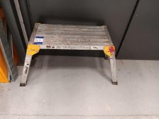 4 Trade compact hop up platform 110kg capacity