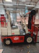 Nissan 25/CPH 02A25U LPG forklift truck 2300kg capacity, 9930 hours, Chassis number 003505