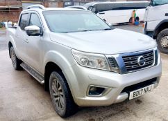 Nissan Navara Tekna 2.3dci 190 4WD Double Cab Pickup Registration BD17 NXJ, 87,740 miles, registered