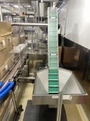 KBW AK 0040 Capper. YOM 2011. Cap Hopper with flighted elevator.