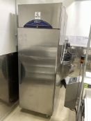 Williams Tray Fridge. 20 Trays 750x450. SS. Mobile. 750x900x21450.