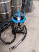 Yacmaster VQ1530SFDC 30 litre vacuum cleaner