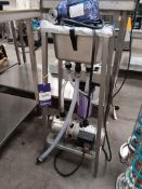 Virgo bottle dispenser