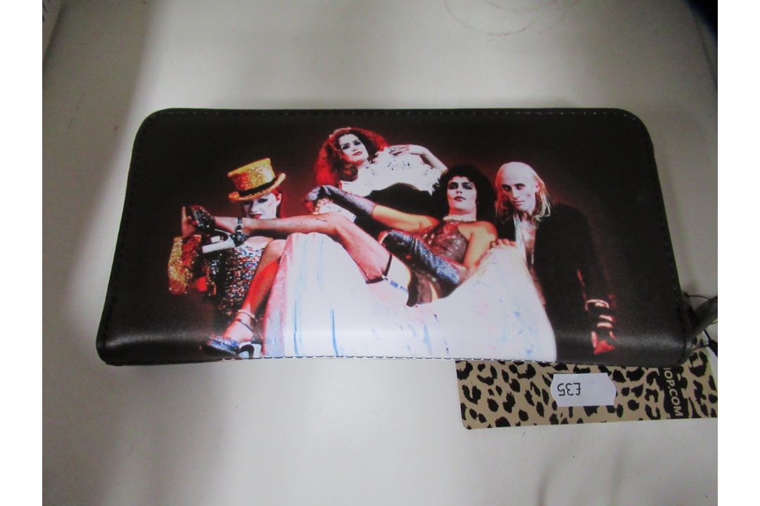 Box of faux leather goods including compacts, coffin wallet, coin pouches etc - Image 6 of 7